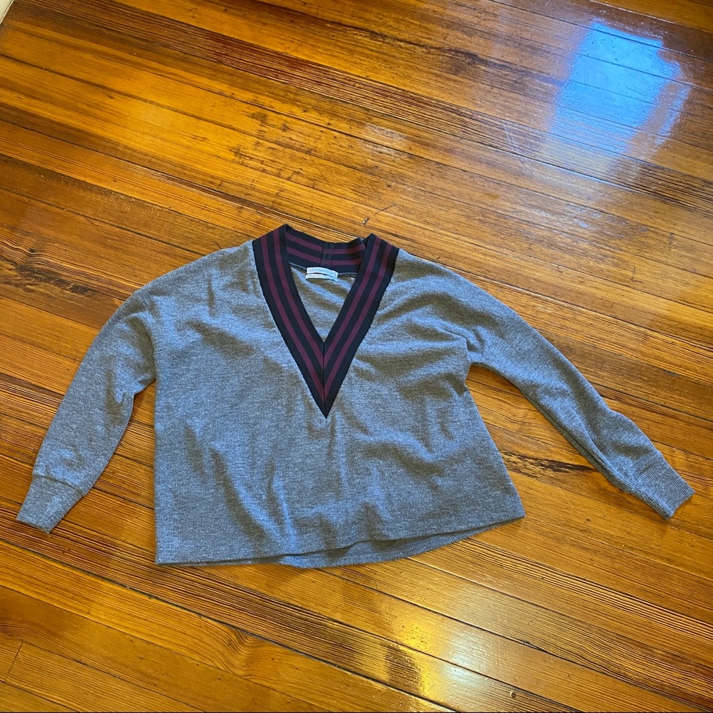 Urban outfitters gray waffle shirt with maroon v neck